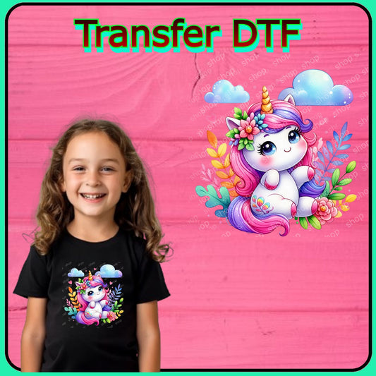 Unicornio Floral – Transfer DTF